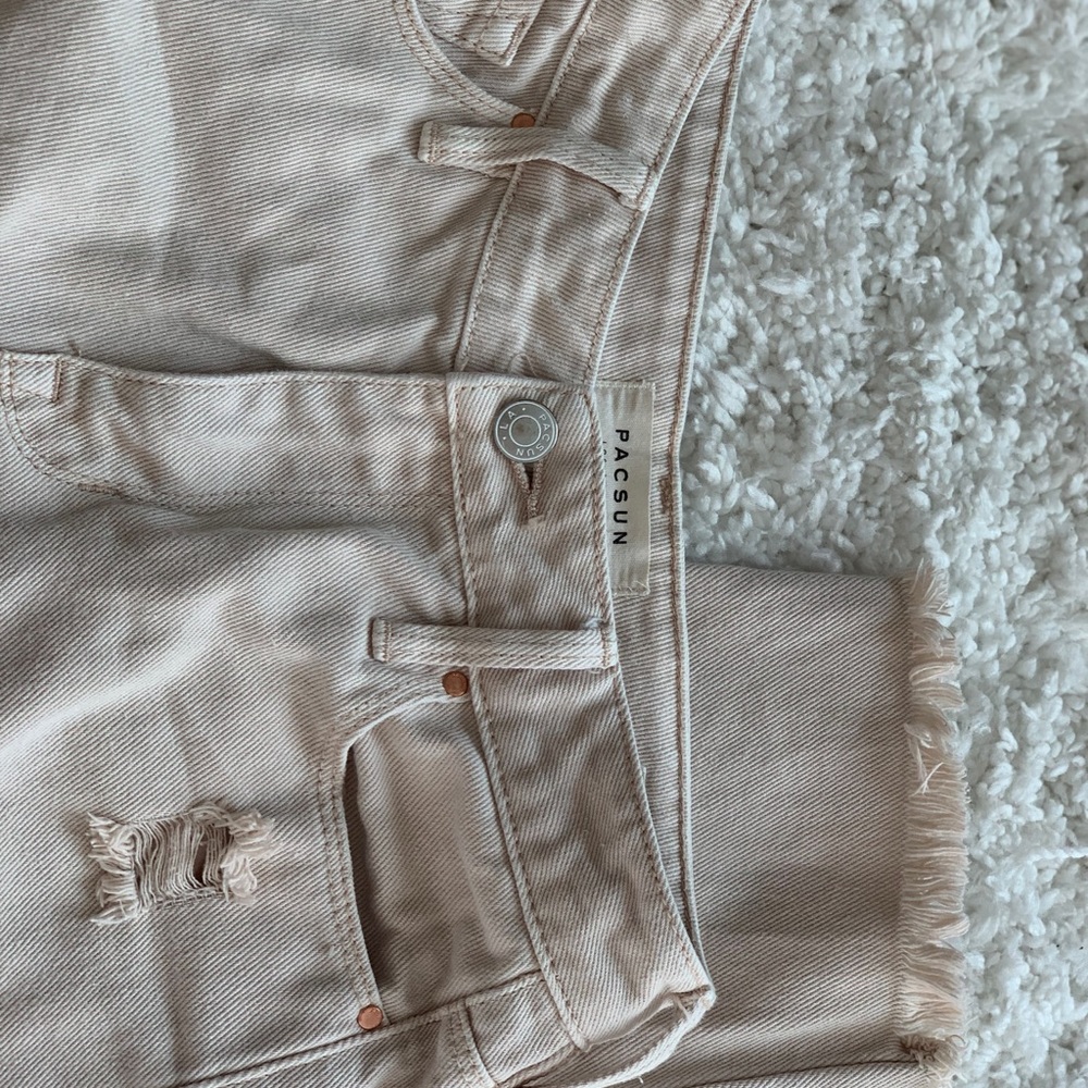 Mom jeans